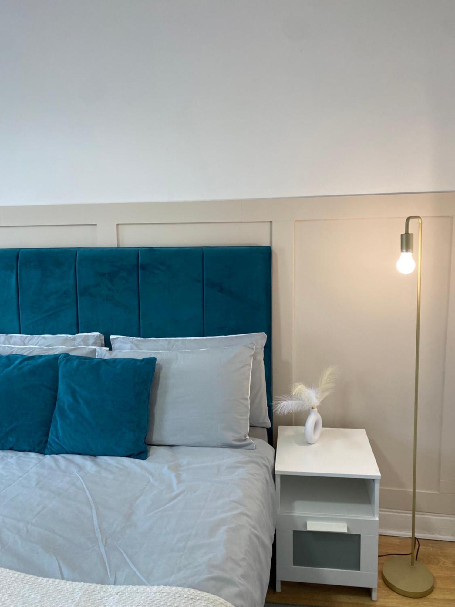 Modern Townhouse-Free Parking-Games Room-Fast W-Ifi مانشستر المظهر الخارجي الصورة