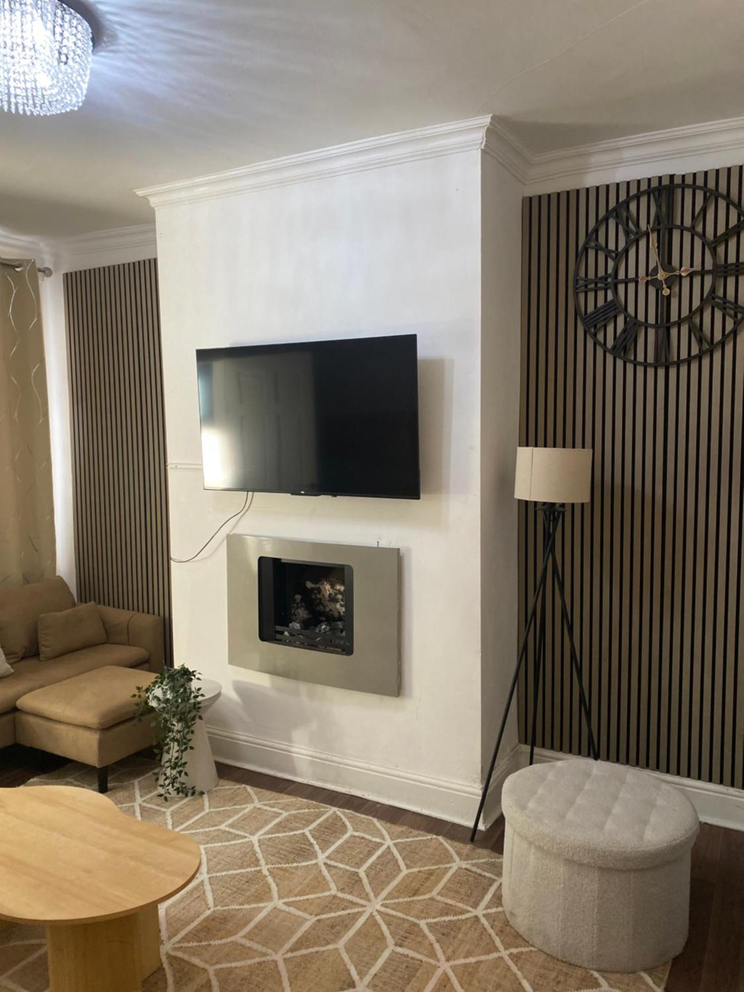 Modern Townhouse-Free Parking-Games Room-Fast W-Ifi مانشستر المظهر الخارجي الصورة